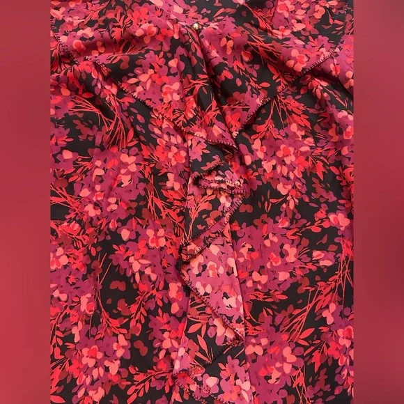 Roz & Ali Vibrant Floral Blouse with Ruffles - Picture 3 of 13